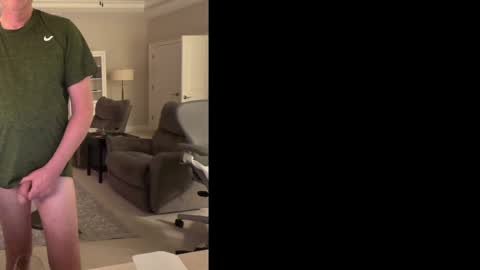 Snapshot of wdcsport chatting on 12/19/24, 12:02 Luvs To Play. online show from 12/19/24, 12:02