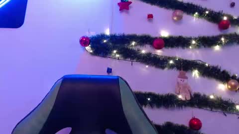Trixie 3 online show from 12/18/24, 02:17