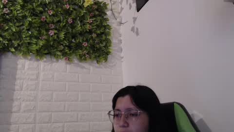 Trixie 3 online show from 02/17/25, 01:32