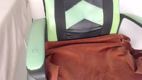 Trixie 3 online show from 09/30/25, 01:05