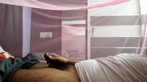 sexyguy online show from 12/20/24, 08:23