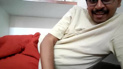 sexyguy online show from 11/01/25, 08:05