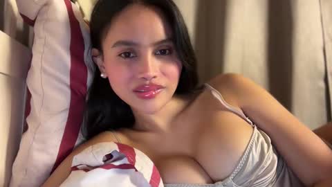 Maggie online show from 09/29/25, 06:02