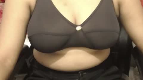 Snapshot of webshowxxx chatting on 08/02/26, 02:59 mina online show from 08/02/26, 02:59