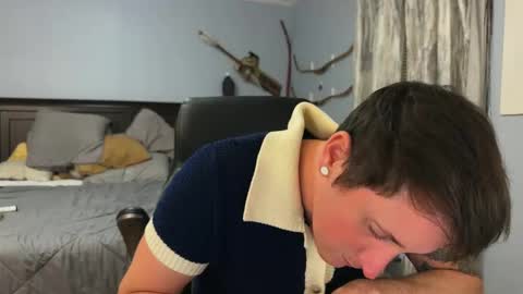 Snapshot of webslingxxxx chatting on 01/05/25, 11:01 webslingxxxx online show from 01/05/25, 11:01