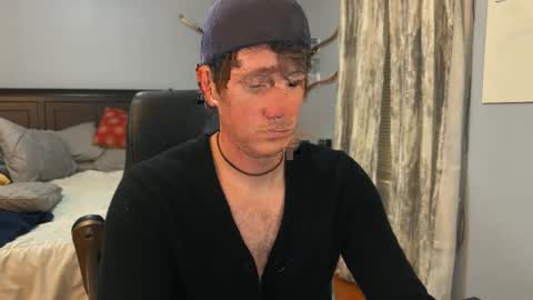 Snapshot of webslingxxxx chatting on 01/08/25, 01:00 webslingxxxx online show from 01/08/25, 01:00