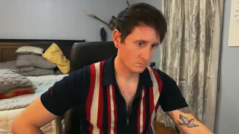 Snapshot of webslingxxxx chatting on 01/15/25, 12:51 webslingxxxx online show from 01/15/25, 12:51