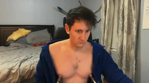 Snapshot of webslingxxxx chatting on 01/22/25, 01:42 webslingxxxx online show from 01/22/25, 01:42