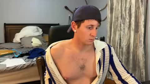 Snapshot of webslingxxxx chatting on 02/01/25, 03:41 webslingxxxx online show from 02/01/25, 03:41