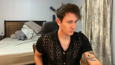 Snapshot of webslingxxxx chatting on 02/16/25, 12:19 webslingxxxx online show from 02/16/25, 12:19