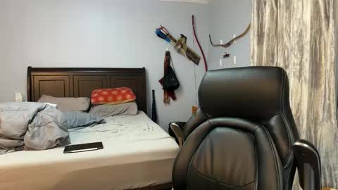 Snapshot of webslingxxxx chatting on 02/24/25, 12:30 webslingxxxx online show from 02/24/25, 12:30