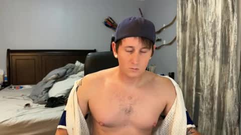 Snapshot of webslingxxxx chatting on 02/27/25, 12:10 webslingxxxx online show from 02/27/25, 12:10