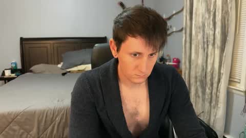 Snapshot of webslingxxxx chatting on 09/16/25, 12:22 webslingxxxx online show from 09/16/25, 12:22