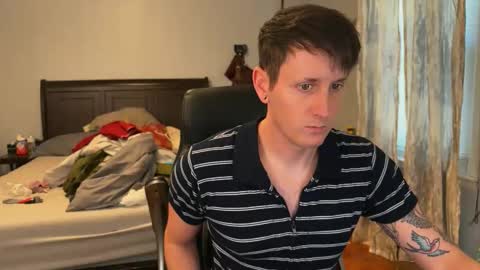 Snapshot of webslingxxxx chatting on 10/15/25, 06:30 webslingxxxx online show from 10/15/25, 06:30