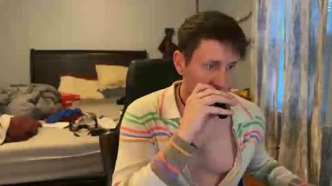 Snapshot of webslingxxxx chatting on 10/20/25, 09:48 webslingxxxx online show from 10/20/25, 09:48