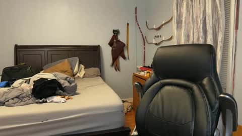 Snapshot of webslingxxxx chatting on 10/28/25, 10:23 webslingxxxx online show from 10/28/25, 10:23