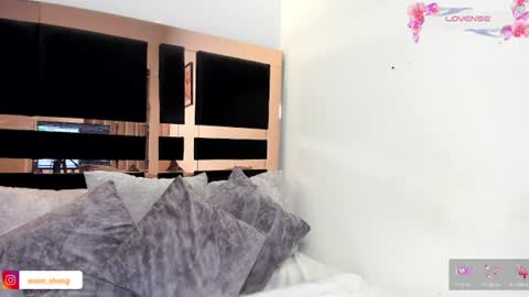 Snapshot of ween_sheng_ chatting on 06/10/26, 05:12 Wennsheng online show from 06/10/26, 05:12