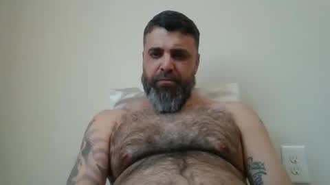 Snapshot of weezy210 chatting on 02/14/26, 04:15 Weezy online show from 02/14/26, 04:15