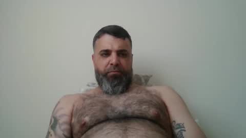 Snapshot of weezy210 chatting on 06/07/26, 02:10 Weezy online show from 06/07/26, 02:10