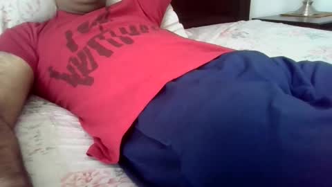 Snapshot of wefjkasdhfsn chatting on 11/13/25, 05:01 Your Toy Joy Boy online show from 11/13/25, 05:01