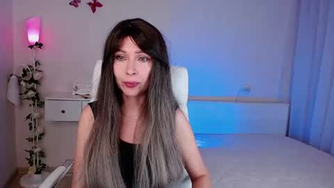 Wendi Foster online show from 06/26/26, 06:56