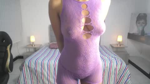 Snapshot of wendy_1_ chatting on 04/07/26, 08:37 wendy_1_ online show from 04/07/26, 08:37