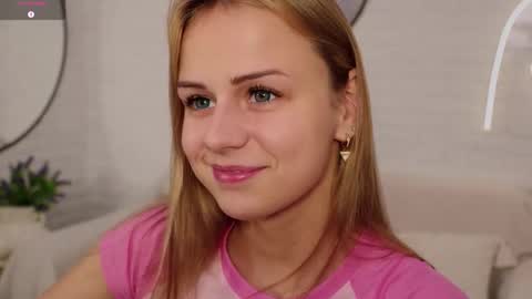 Im Wendy online show from 10/16/25, 09:27