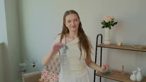 Snapshot of wendy_ross_ chatting on 06/11/26, 02:15 Elsa online show from 06/11/26, 02:15