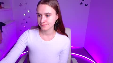 Snapshot of wendy_say_ chatting on 10/08/25, 12:25 Wendy online show from 10/08/25, 12:25