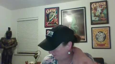 WendyCU online show from 12/27/24, 04:04