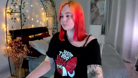 Snapshot of wendyycandy chatting on 04/14/26, 01:50 wendyycandy online show from 04/14/26, 01:50