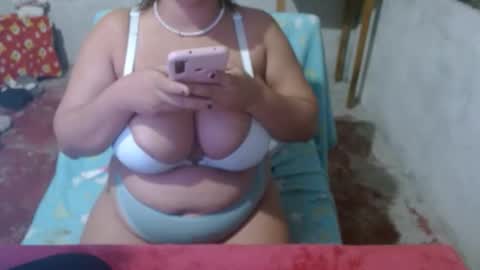 kitty online show from 10/27/25, 06:28