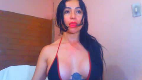 TaTis online show from 12/30/24, 10:45
