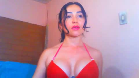 TaTis online show from 01/11/25, 09:15