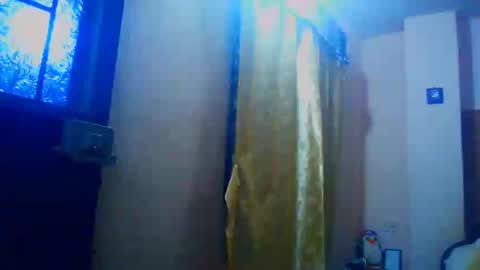 TaTis online show from 02/06/25, 03:06