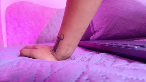 Snapshot of wensheng_ chatting on 11/24/25, 07:24 WEN SHENG online show from 11/24/25, 07:24