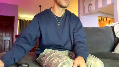 Topjitt online show from 11/11/25, 03:34