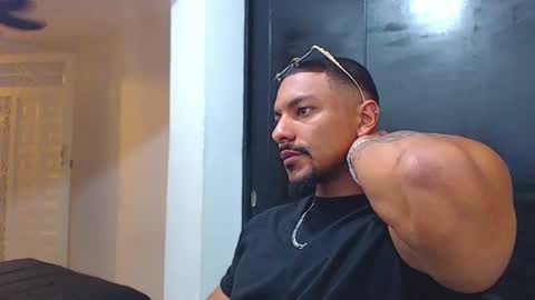 Wesley Rogger online show from 10/04/25, 10:08