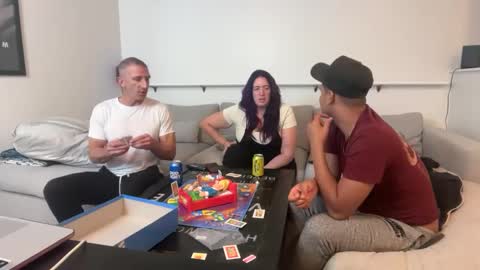 Snapshot of wesmyers chatting on 09/25/25, 05:33 WesMyers online show from 09/25/25, 05:33