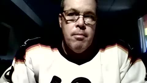 Snapshot of westcoasthockeyplayer chatting on 06/07/26, 04:11 westcoasthockeyplayer online show from 06/07/26, 04:11