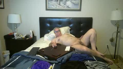 Snapshot of westtexas50 chatting on 10/17/25, 06:38 westtexas50 online show from 10/17/25, 06:38