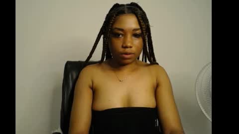 queen online show from 01/03/25, 09:04