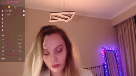 Lana online show from 02/08/25, 06:12