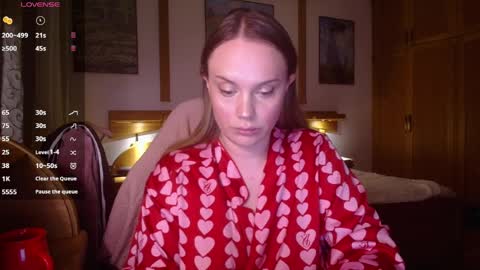 Snapshot of wet_lana chatting on 04/06/26, 06:42 Lana online show from 04/06/26, 06:42
