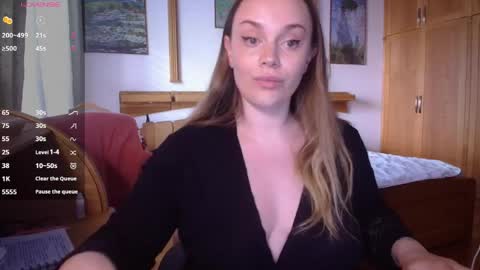 Snapshot of wet_lana chatting on 04/20/26, 03:15 Lana online show from 04/20/26, 03:15