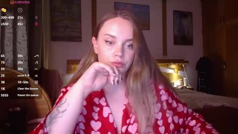 Snapshot of wet_lana chatting on 06/23/26, 08:18 Lana online show from 06/23/26, 08:18
