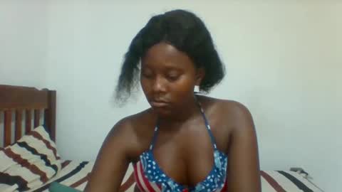 Snapshot of wet_pussieyy chatting on 11/29/25, 05:32 wet_pussieyy online show from 11/29/25, 05:32