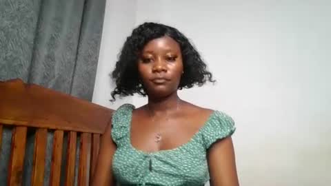 Snapshot of wet_pussieyy chatting on 06/15/26, 05:31 wet_pussieyy online show from 06/15/26, 05:31