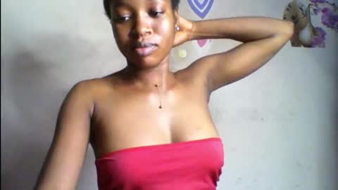 Bella online show from 11/06/25, 10:43