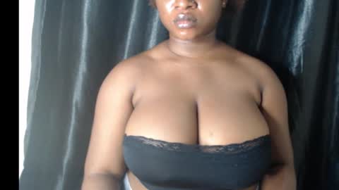 Sonia online show from 03/12/26, 04:51